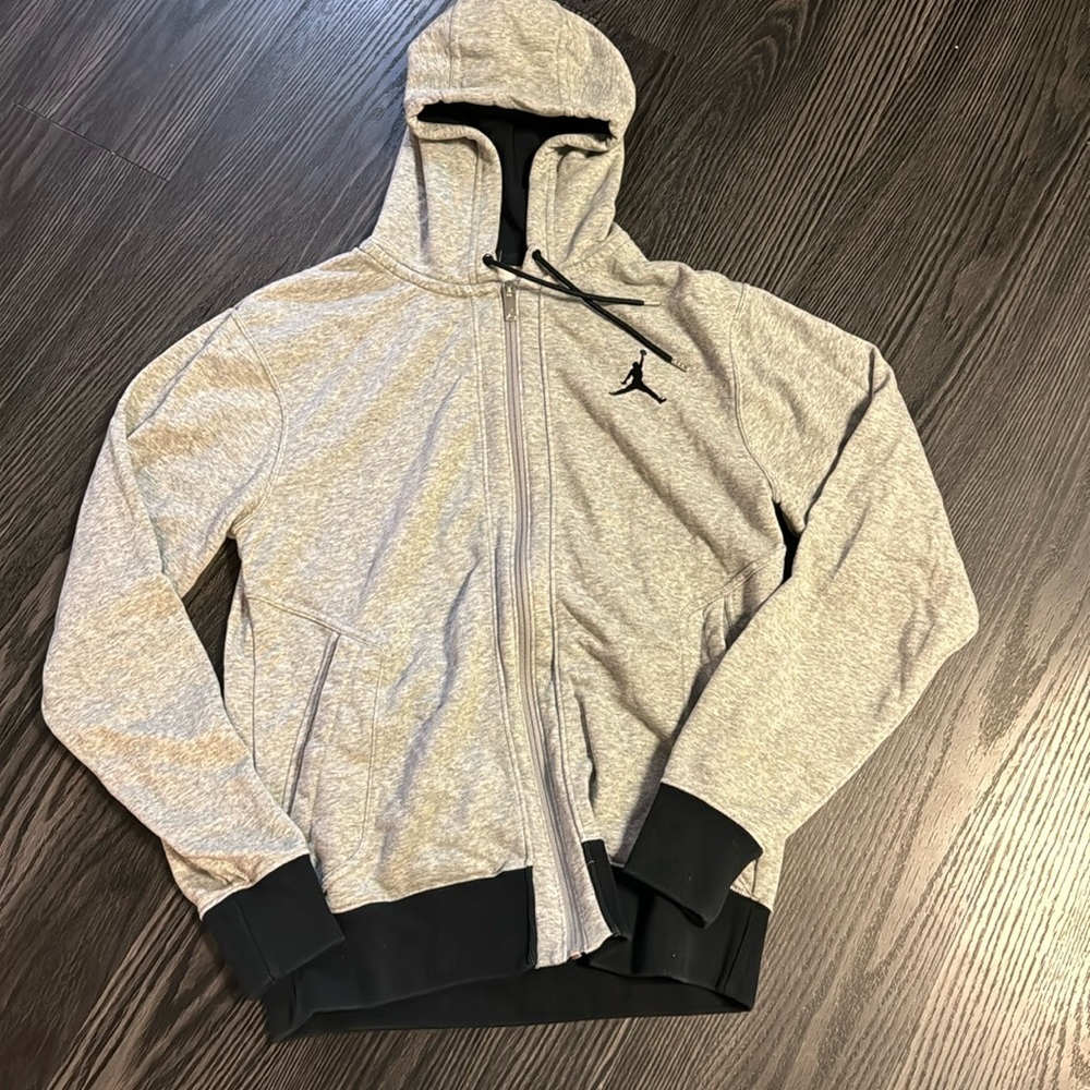 Nike Air Jordan Men’s Gray Full Zip Jacket Hoodie SZ M Long Sleeve w Pockets